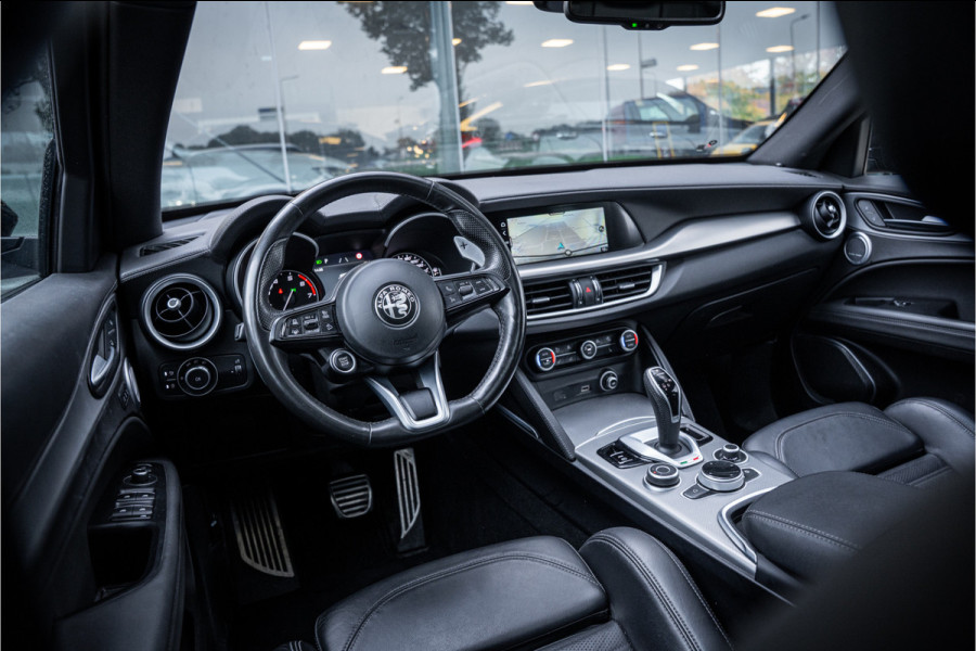 Alfa Romeo Stelvio 2.0 T AWD Veloce Ti (280pk) ** Panodak ** Leder ** Trekhaak ** Harman/Kardon