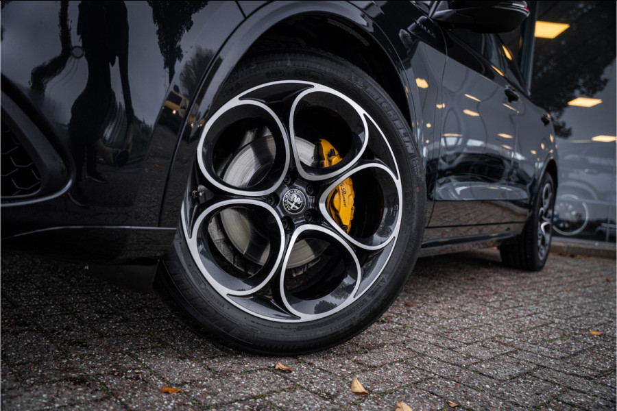 Alfa Romeo Stelvio 2.0 T AWD Veloce Ti (280pk) ** Panodak ** Leder ** Trekhaak ** Harman/Kardon