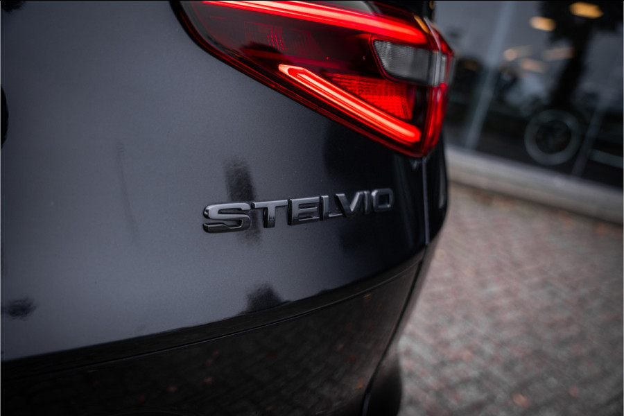 Alfa Romeo Stelvio 2.0 T AWD Veloce Ti (280pk) ** Panodak ** Leder ** Trekhaak ** Harman/Kardon