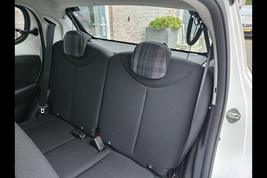 Peugeot 108 1.0 e-VTi Active Airco! 5-Deurs! NAP! Leuke/Nette Auto!