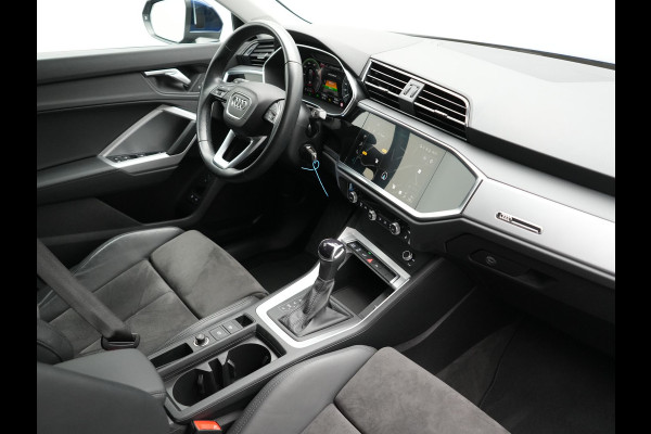 Audi Q3 Sportback 45 TFSI e Advanced Edition PHEV 245pk Dealer O.H | SOH 89,7% | Trekhaak Af Fabriek | Sportstoelen Memory & Verwarmd | Blis | Apple Carplay | DAB | Navigatie | Virtual | 19"L.M | Plug In Hybrid |