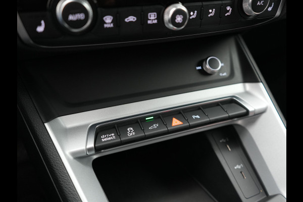 Audi Q3 Sportback 45 TFSI e Advanced Edition PHEV 245pk Dealer O.H | SOH 89,7% | Trekhaak Af Fabriek | Sportstoelen Memory & Verwarmd | Blis | Apple Carplay | DAB | Navigatie | Virtual | 19"L.M | Plug In Hybrid |