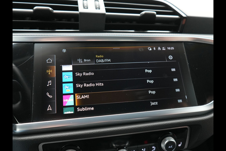 Audi Q3 Sportback 45 TFSI e Advanced Edition PHEV 245pk Dealer O.H | SOH 89,7% | Trekhaak Af Fabriek | Sportstoelen Memory & Verwarmd | Blis | Apple Carplay | DAB | Navigatie | Virtual | 19"L.M | Plug In Hybrid |