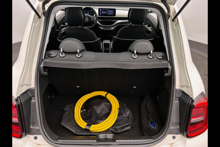 Fiat 500E Urban 24 kWh | Apple/Carplay | Climate/control | 1e Eigenaar