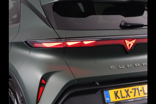 CUPRA Raval VZ Rebel 56 kWh Panoramadak | Elektrisch verstelbare voorstoel | Travel Assist | Parkeercamera |