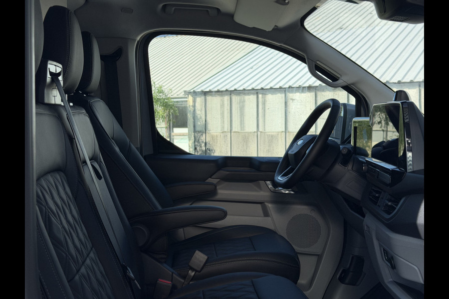 Ford E-Transit Custom 340 L2H1 Limited 4x4 71 kWh 218 PK | AWD | Camera | 2x Schuifdeur | Direct leverbaar!!