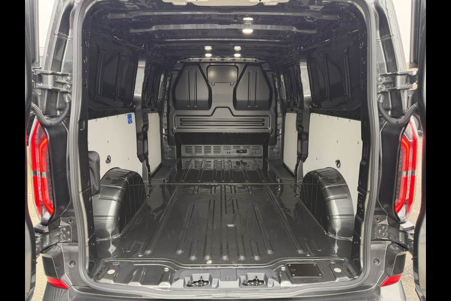 Ford E-Transit Custom 340 L2H1 Limited 4x4 71 kWh 218 PK | AWD | Camera | 2x Schuifdeur | Direct leverbaar!!