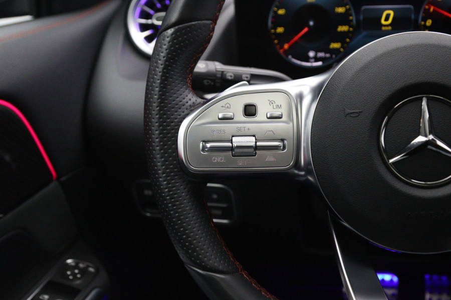 Mercedes-Benz GLA 250 e AMG Line 218 PK PHEV, Panoramadak, Memory, 360 Camera, Sfeerverlichting, Adap. Cruise Control