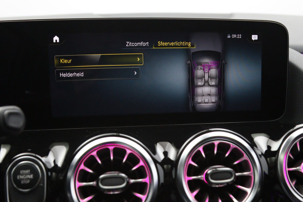 Mercedes-Benz GLA 250 e AMG Line 218 PK PHEV, Panoramadak, Memory, 360 Camera, Sfeerverlichting, Adap. Cruise Control
