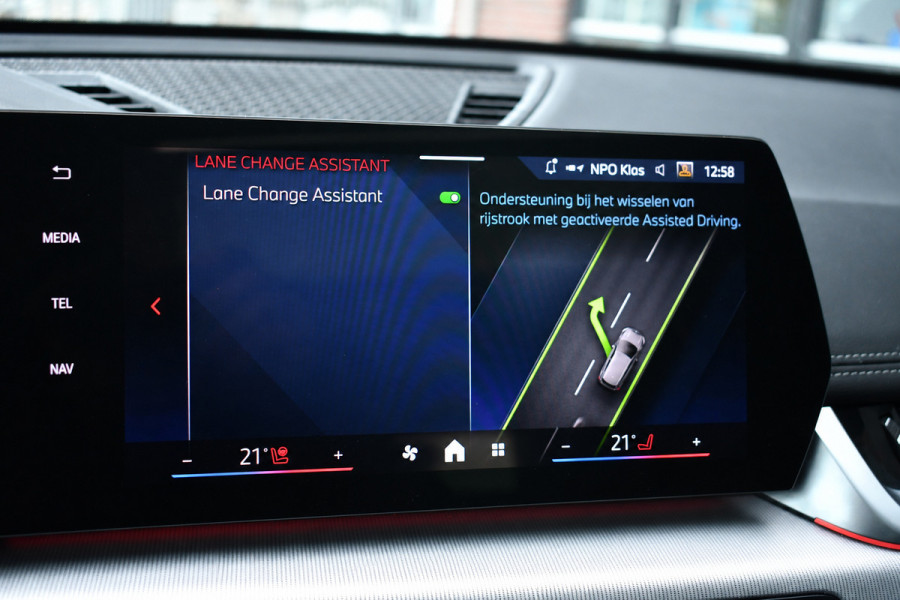 BMW iX1 xDrive30 M-Sport Pano DA-Prof 360 H/K HUD E-zetel+Massage