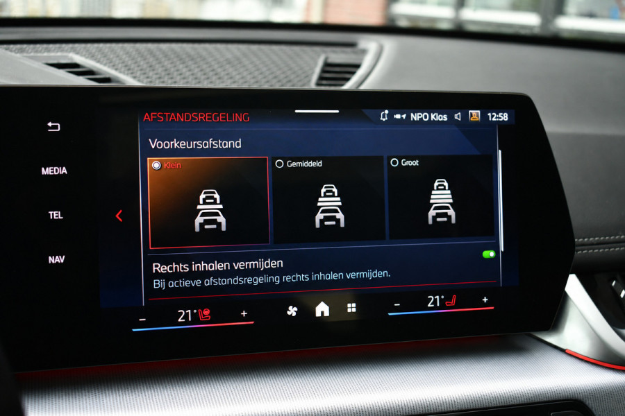 BMW iX1 xDrive30 M-Sport Pano DA-Prof 360 H/K HUD E-zetel+Massage