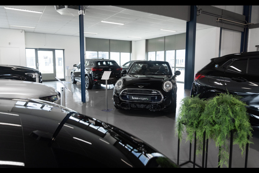 BMW iX1 xDrive30 M-Sport Pano DA-Prof 360 H/K HUD E-zetel+Massage