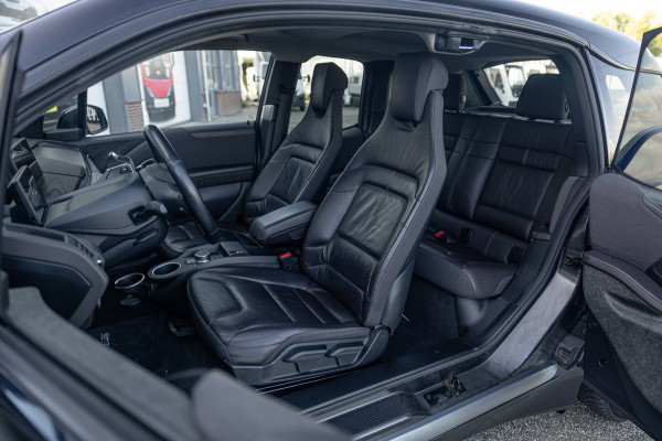 BMW i3 S iPerformance 94Ah 33 kWh / 63dkm NAP / Harman Kardon / Pano / Camera / Navi / Leder / NL-Auto