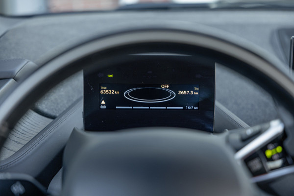 BMW i3 S iPerformance 94Ah 33 kWh / 63dkm NAP / Harman Kardon / Pano / Camera / Navi / Leder / NL-Auto