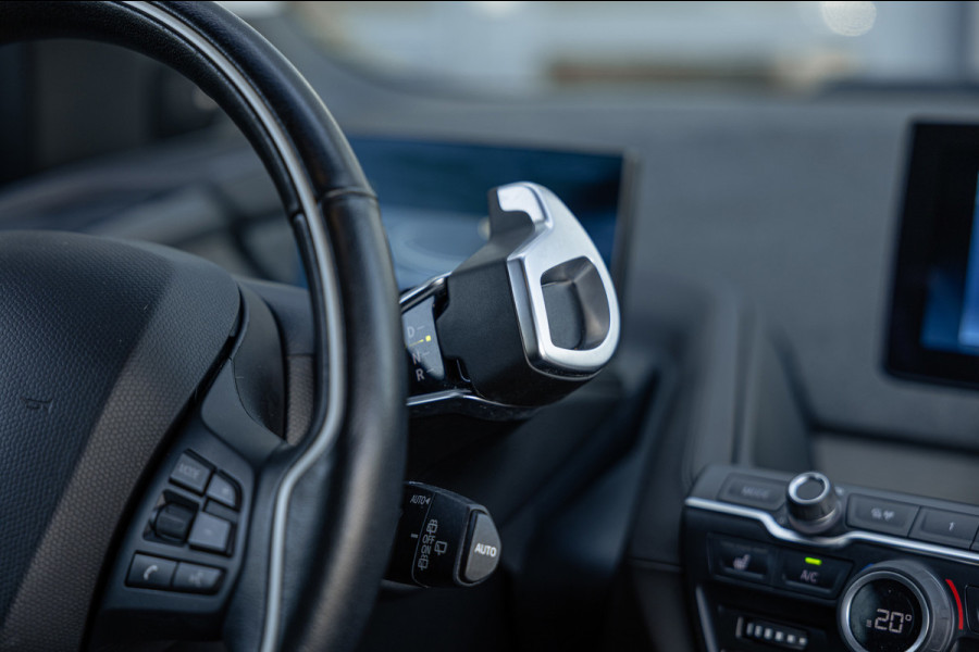 BMW i3 S iPerformance 94Ah 33 kWh / 63dkm NAP / Harman Kardon / Pano / Camera / Navi / Leder / NL-Auto