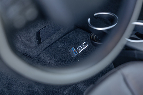 BMW i3 S iPerformance 94Ah 33 kWh / 63dkm NAP / Harman Kardon / Pano / Camera / Navi / Leder / NL-Auto