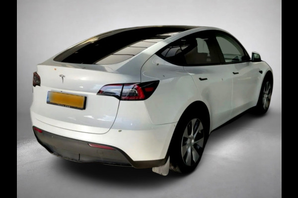 Tesla Model Y (1e Eig, NL-auto, Autopilot, Navi, Panorama, Camera, Etc)