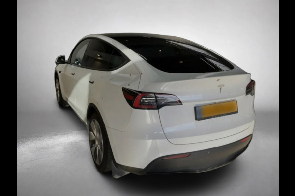 Tesla Model Y (1e Eig, NL-auto, Autopilot, Navi, Panorama, Camera, Etc)