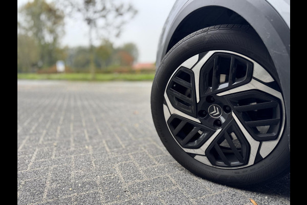Citroën C4 1.2 Puretech Feel Edition | Leder | LED | Trekhaak | Dealer Onderhouden | Nwe distributie | NAP |