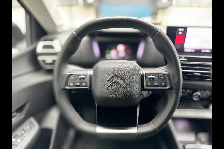 Citroën C4 1.2 Puretech Feel Edition | Leder | LED | Trekhaak | Dealer Onderhouden | Nwe distributie | NAP |