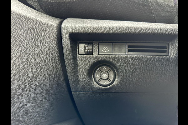 Citroën C4 1.2 Puretech Feel Edition | Leder | LED | Trekhaak | Dealer Onderhouden | Nwe distributie | NAP |