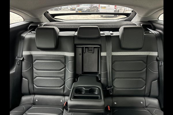 Citroën C4 1.2 Puretech Feel Edition | Leder | LED | Trekhaak | Dealer Onderhouden | Nwe distributie | NAP |