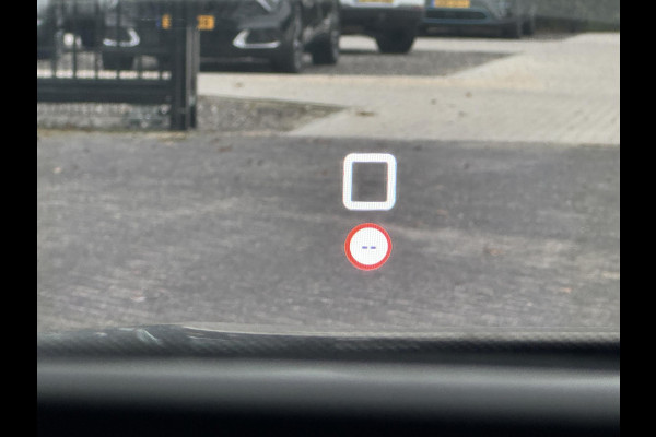 Citroën C4 1.2 Puretech Feel Edition | Leder | LED | Trekhaak | Dealer Onderhouden | Nwe distributie | NAP |