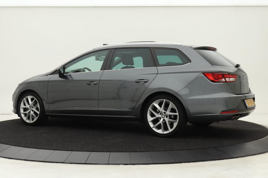 Seat Leon 1.4 TSI ACT FR Dynamic | Full LED | Panoramadak | Leder/Alcantara | Navigatie | Climate control