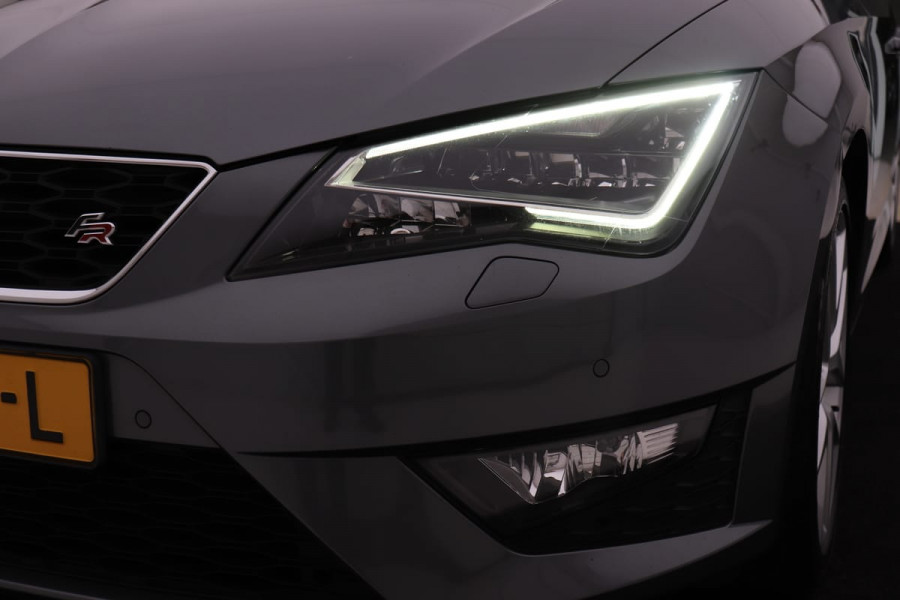 Seat Leon 1.4 TSI ACT FR Dynamic | Full LED | Panoramadak | Leder/Alcantara | Navigatie | Climate control