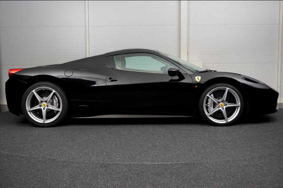 Ferrari 458 4.5 F1 HELE Spider PowerGarantie t/m 01/2020 Onderhoud