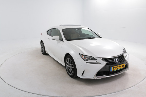 Lexus RC 300h F SPORT Line