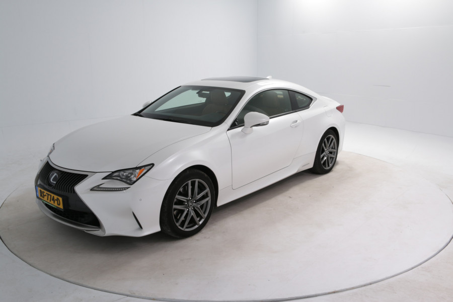 Lexus RC 300h F SPORT Line