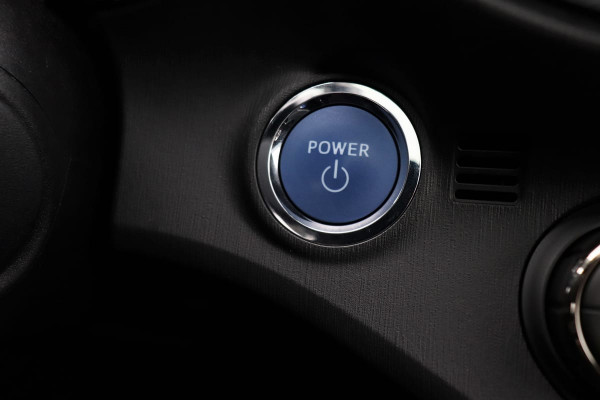 Toyota Yaris 1.5 Hybrid Dynamic | 1e eigenaar | Panoramadak | Navigatie | Camera