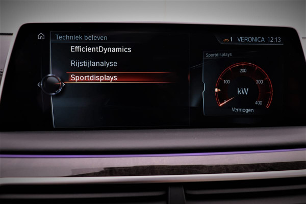 BMW 7 Serie 750Li xDrive High Executive | Panoramadak | Bowers&Wilkins | Soft Close | HUD | Stoelventilatie | Surround View