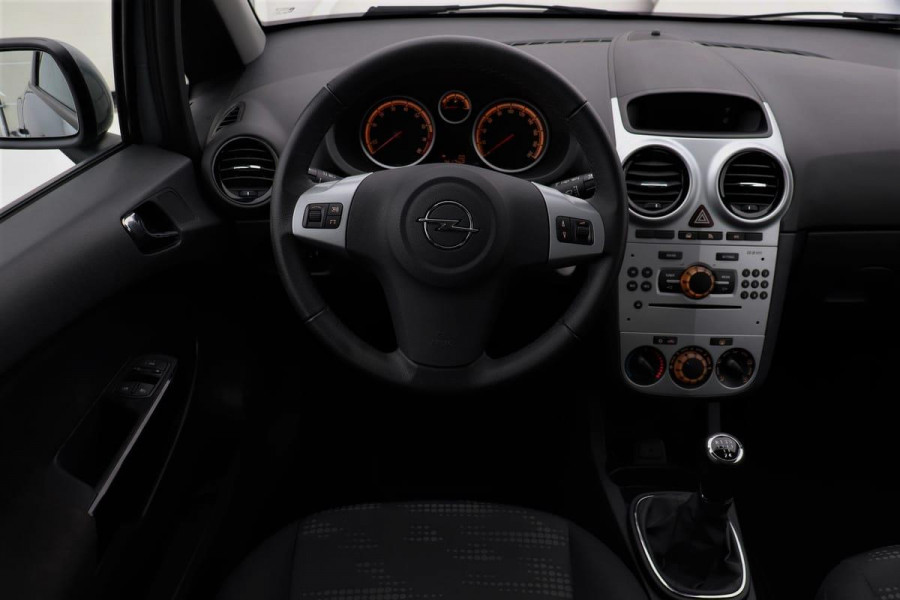 Opel Corsa 1.4-16V Berlin | Airco | Cruise control | Lichtmetalen velgen | Elektrisch pakket