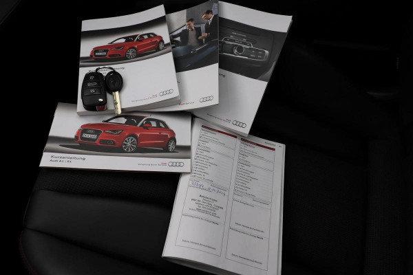 Audi S1 Sportback QUATTRO | 232pk | Navigatie | Climate control | Half leder | LED | Stoelverwarming | Driver Select