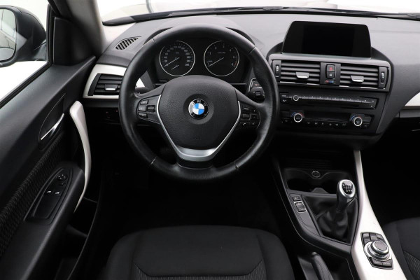 BMW 1 Serie 116d EDE Executive | Xenon | Navigatie | Climate control | PDC