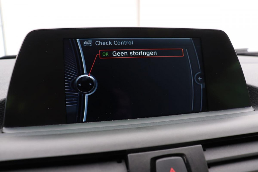 BMW 1 Serie 116d EDE Executive | Xenon | Navigatie | Climate control | PDC