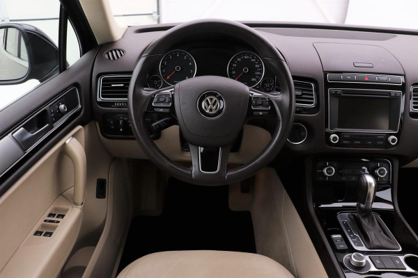 Volkswagen Touareg 3.6 V6 FSI Aut. Highline | 1e eigenaar | Volleder | Apple carplay | Climate control | Stoelverwarming