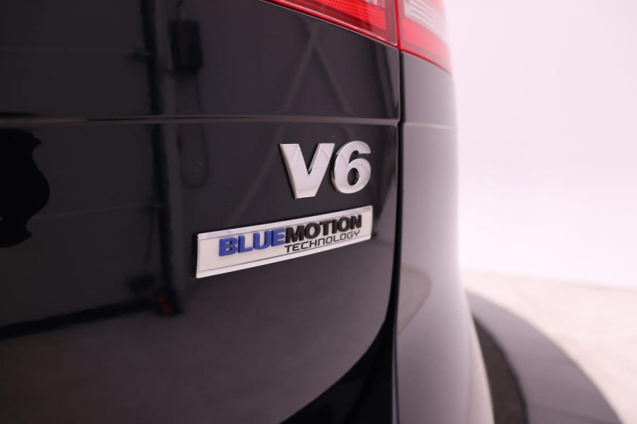 Volkswagen Touareg 3.6 V6 FSI Aut. Highline | 1e eigenaar | Volleder | Apple carplay | Climate control | Stoelverwarming
