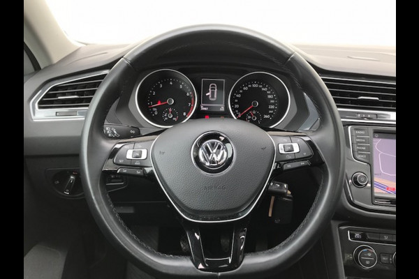 Volkswagen Tiguan 1.4 TSI 125pk Trendline / Navi / Panorama / Pdc / Clima / Cruise