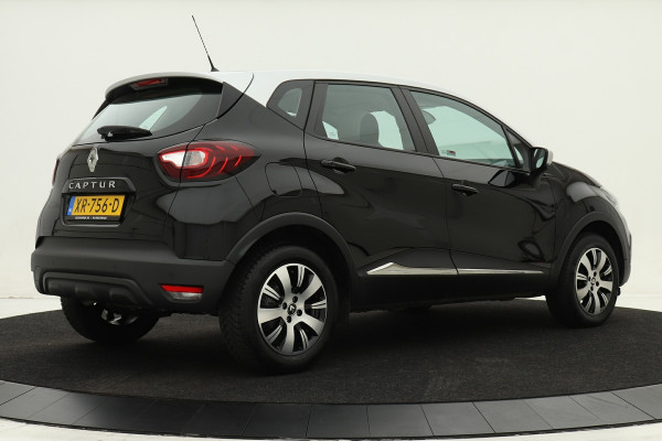 Renault Captur 0.9 TCe Limited | Pack Comfort | Navigatie | Two-tone lak | Parkeersensoren