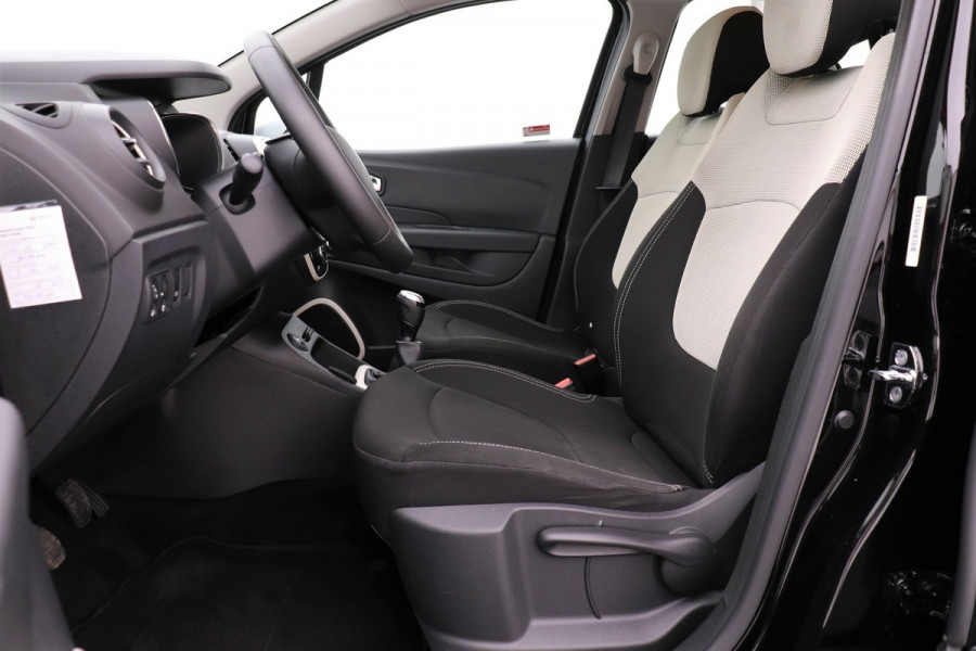 Renault Captur 0.9 TCe Limited | Pack Comfort | Navigatie | Two-tone lak | Parkeersensoren