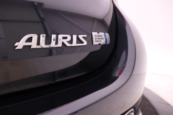 Toyota Auris 1.8 Hybrid Lease | 1e eigenaar | Dealer onderhouden | Panoramadak | Navigatie | Camera