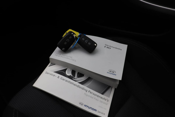 Hyundai i30 1.6 GDI i-Motion Plus | Navigatie | Camera | Climate Control | Cruise control