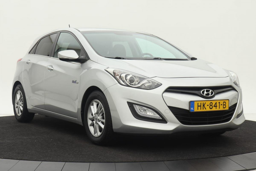 Hyundai i30 1.6 GDI i-Motion Plus | Navigatie | Camera | Climate Control | Cruise control