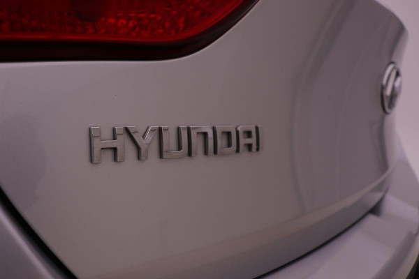 Hyundai i30 1.6 GDI i-Motion Plus | Navigatie | Camera | Climate Control | Cruise control