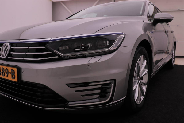 Volkswagen Passat 1.4 TSI GTE Highline *Excl. BTW* | Full LED | Volleder | Ergo stoelen | Navigatie | Adaptive Cruise | Keyless