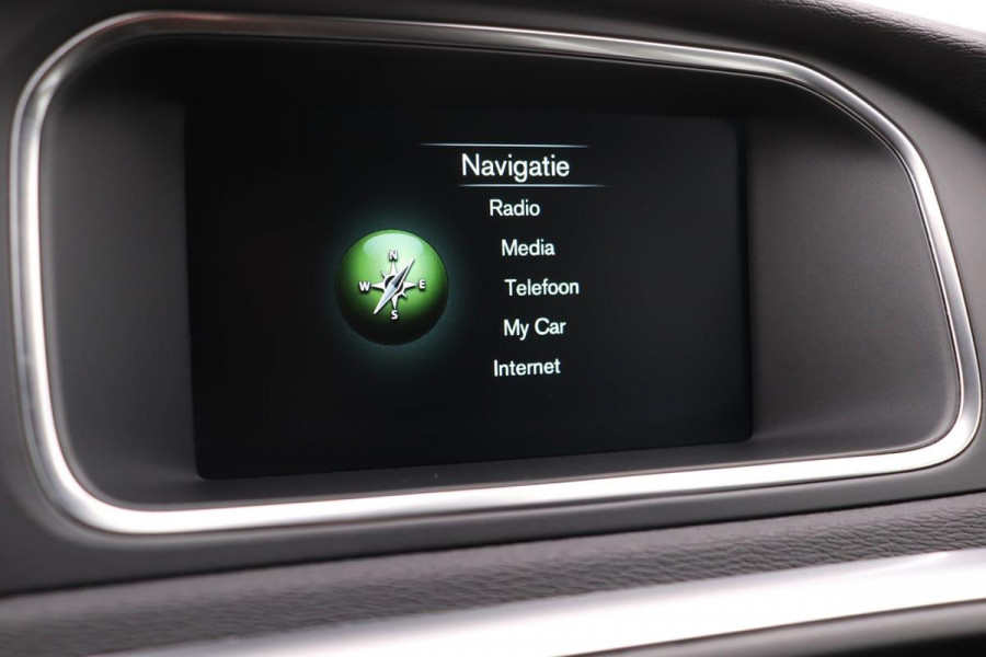 Volvo V40 2.0 D2 R-Design | Navigatie | Leder/alcantara | Climate control Stoelverwarming