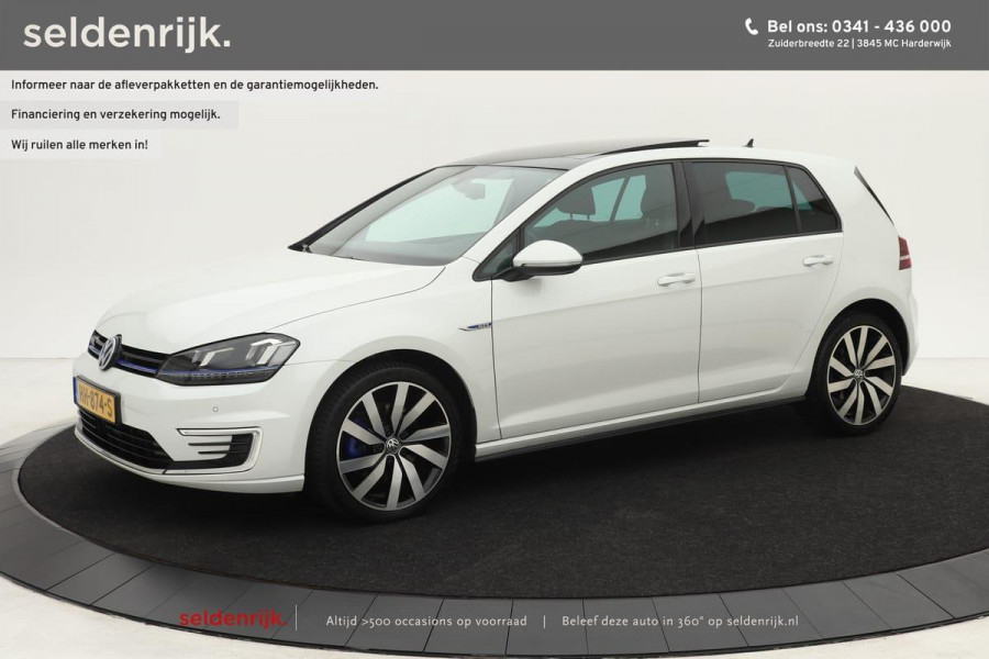 Volkswagen Golf 1.4 TSI GTE *Excl. BTW* | Panoramadak | Adaptive cruise | Camera | Trekhaak | Navigatie | Full-LED